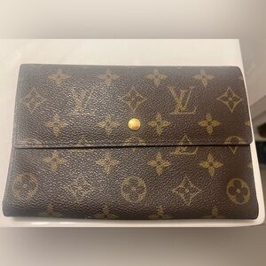 Louis Vuitton Vintage Monogram Pochette Passport. Used a few times